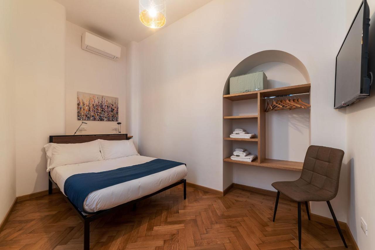 Cs Termini Nazionale Apartments Рим Екстериор снимка