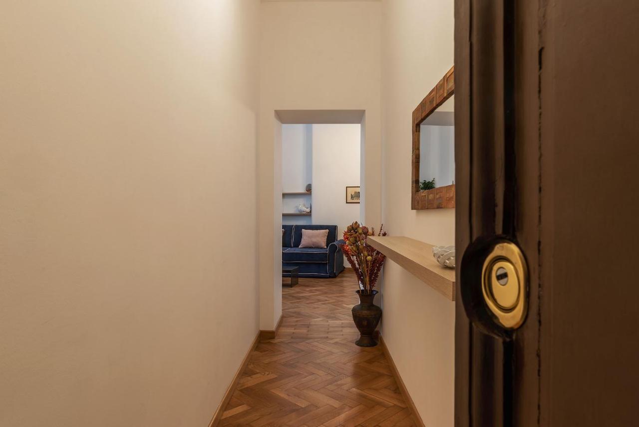Cs Termini Nazionale Apartments Рим Екстериор снимка